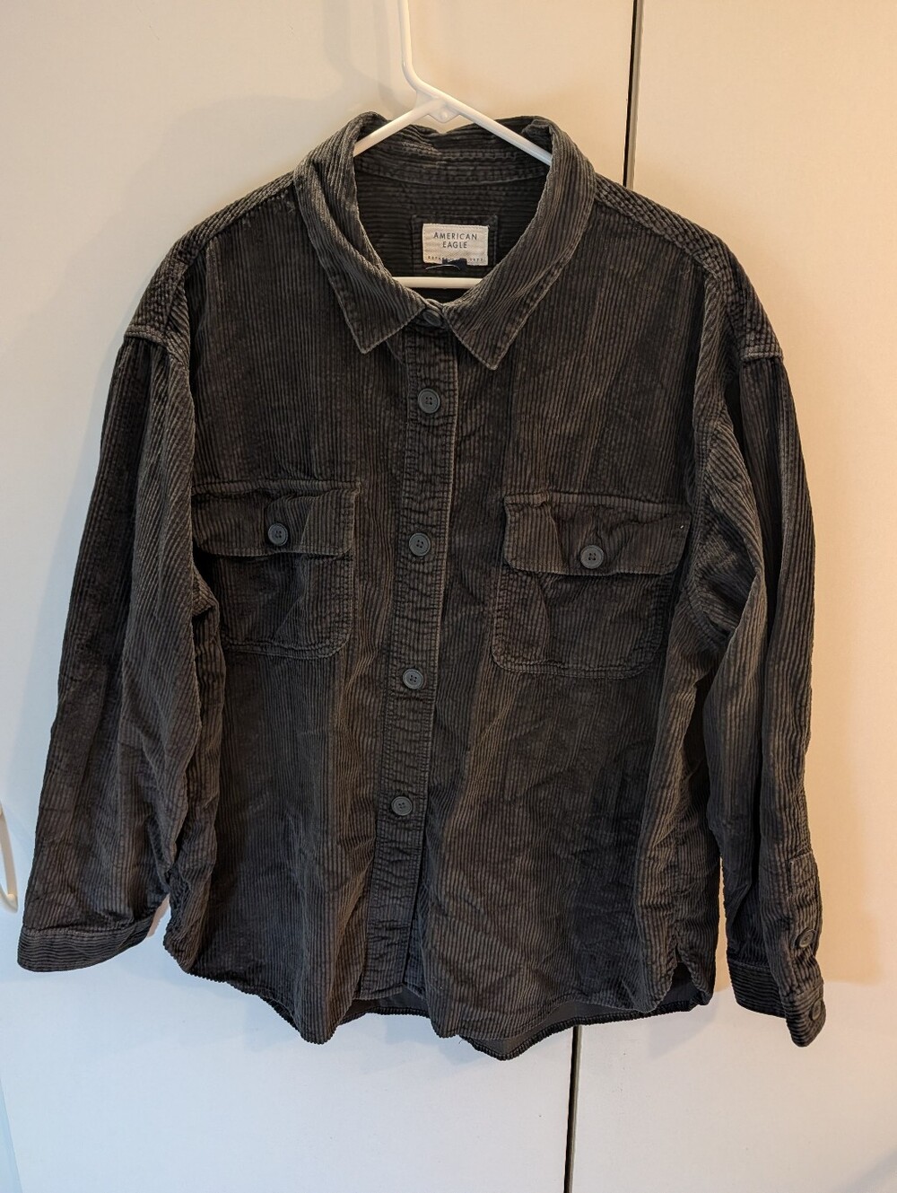 American Eagle Woman's Outfitters Black/Gray Corduroy Button-Front Shirt Jacket